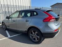 VOLVO V40 CROSS COUNTRY